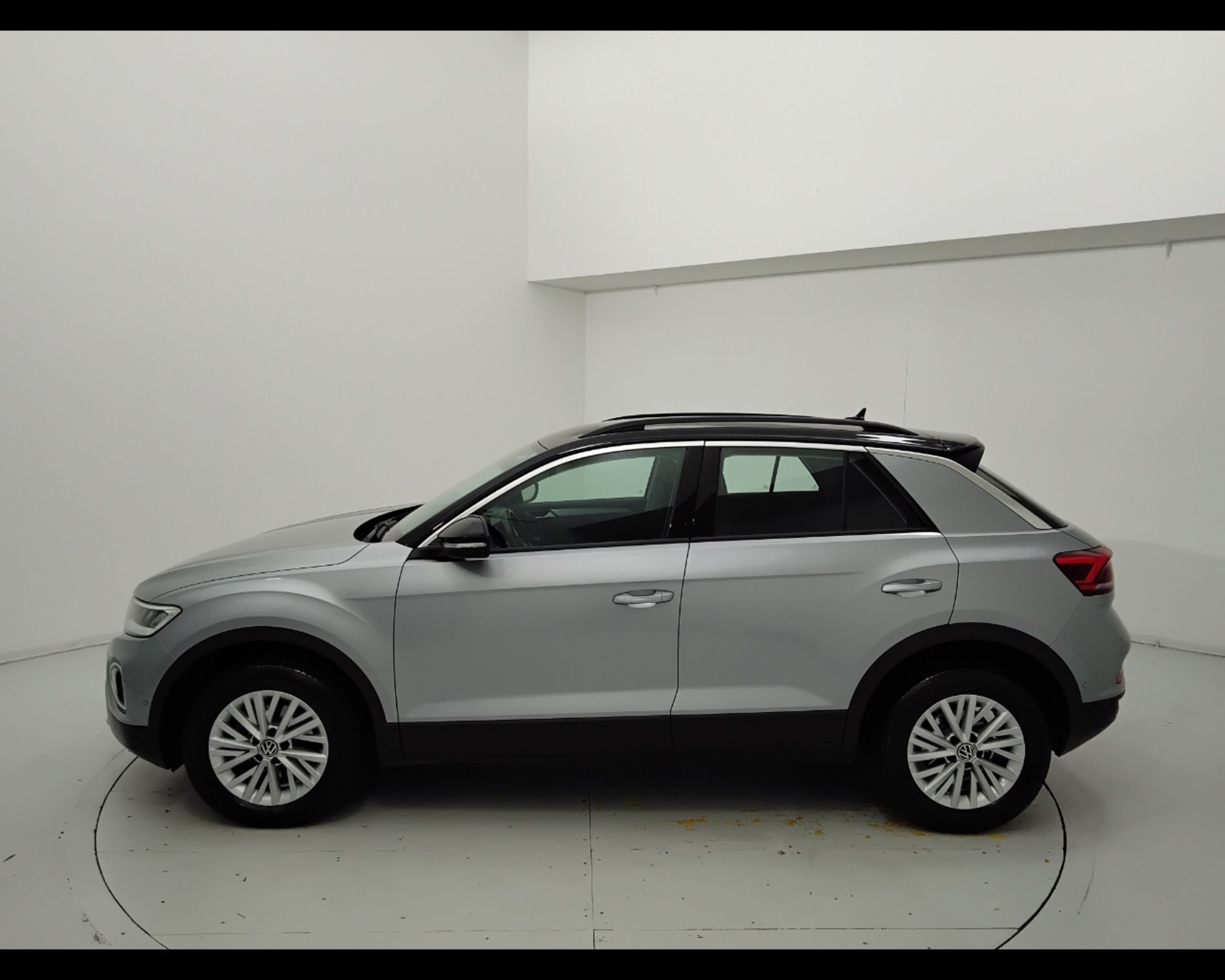 VOLKSWAGEN T-Roc 2.0 tdi Life 115cv - immagine 4